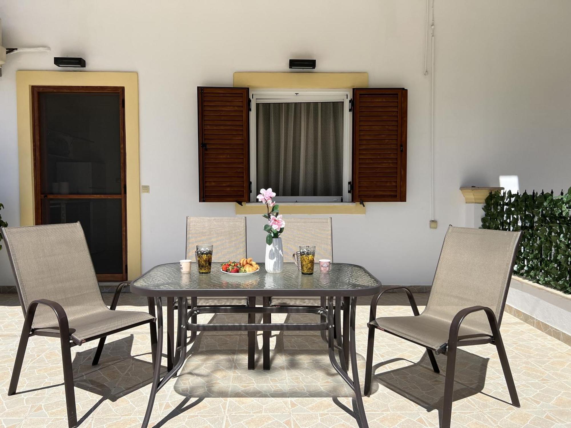 Alkinoos Apartamento *